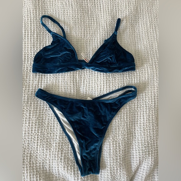 SOLID & STRIPED Plush Velvet Bikini in Navy Blue - Picture 2 of 5